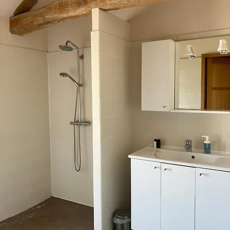 Les Damayots Refuge Familial 10 Mn Du Pal