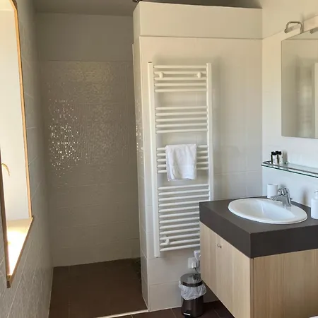 Les Damayots Refuge Familial 10 Mn Du Pal Bed & Breakfast *