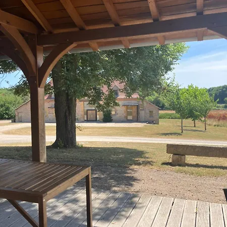 Les Damayots Refuge Familial 10 Mn Du Pal Montbeugny