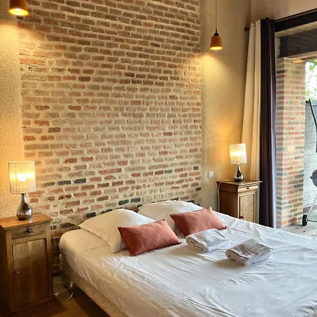 Oda ve Kahvaltı Les Damayots Refuge Familial 10 Mn Du Pal Montbeugny