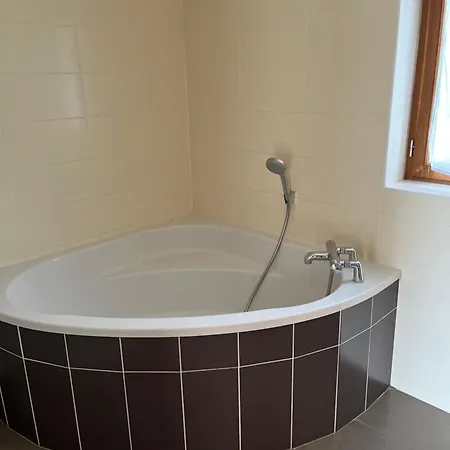 Oda ve Kahvaltı Les Damayots Refuge Familial 10 Mn Du Pal 3*