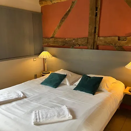 Oda ve Kahvaltı Les Damayots Refuge Familial 10 Mn Du Pal Montbeugny