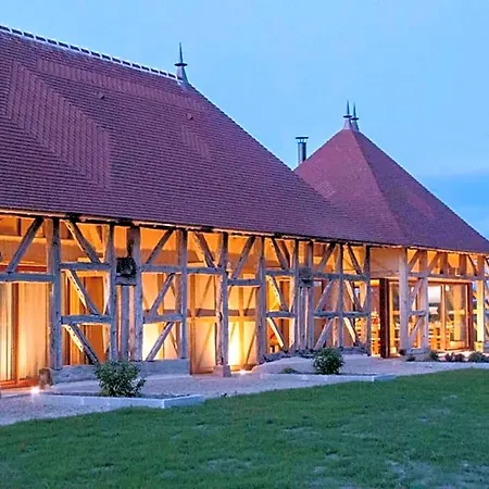 Les Damayots Refuge Familial 10 Mn Du Pal 4* Montbeugny