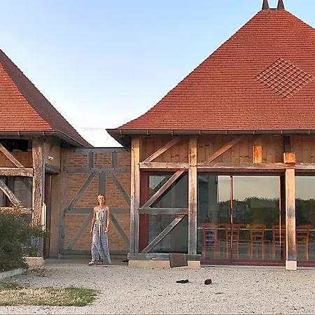 Les Damayots Refuge Familial 10 Mn Du Pal Oda ve Kahvaltı