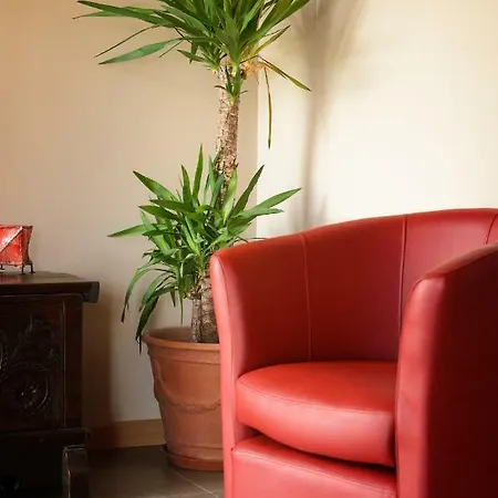 Hameau Des Damayots Couette-café Montbeugny
