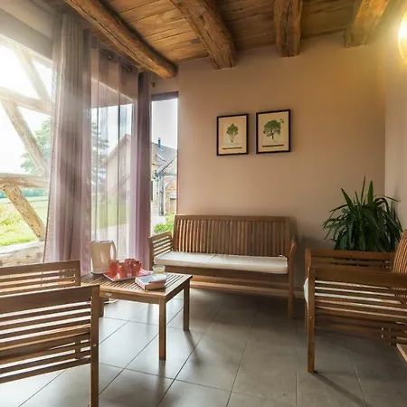 Hameau Des Damayots Couette-café *