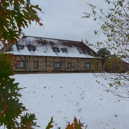 Les Damayots Refuge Familial 10 Mn Du Pal Bed & Breakfast *